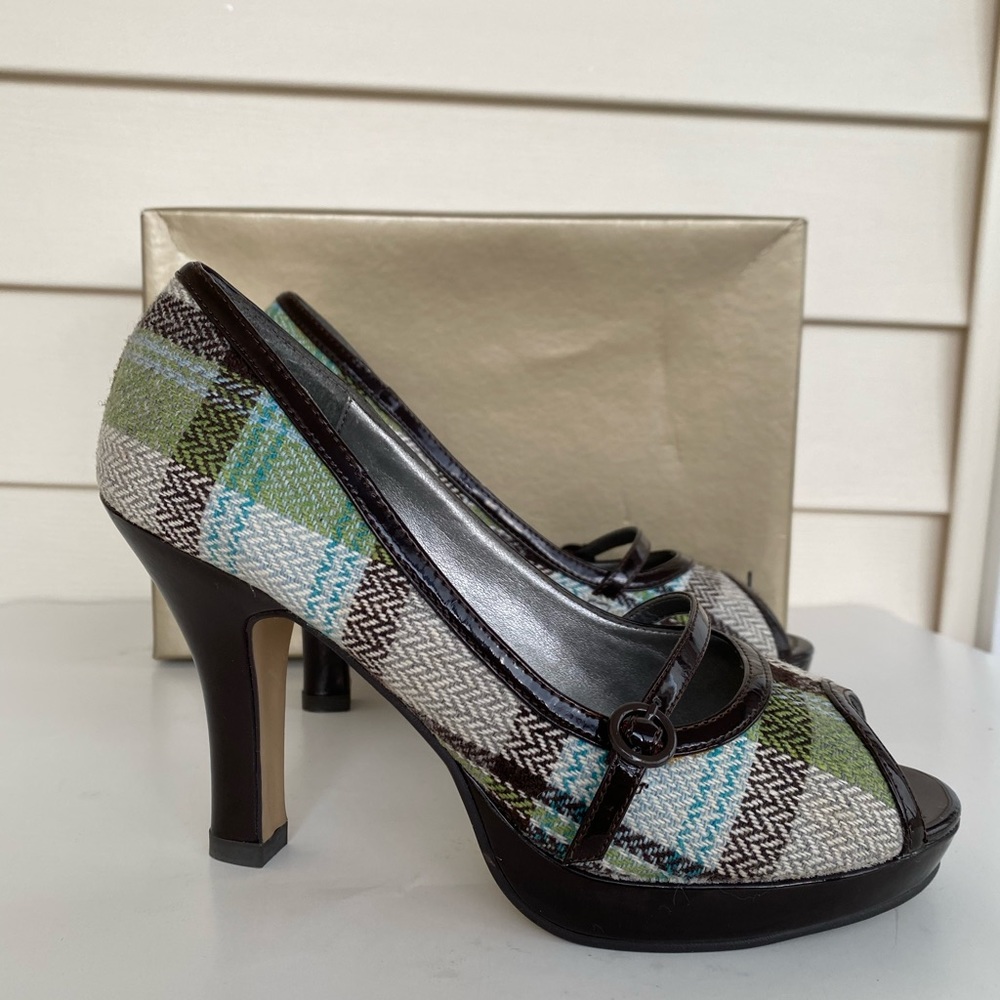 Madden girl heel sandals size 7